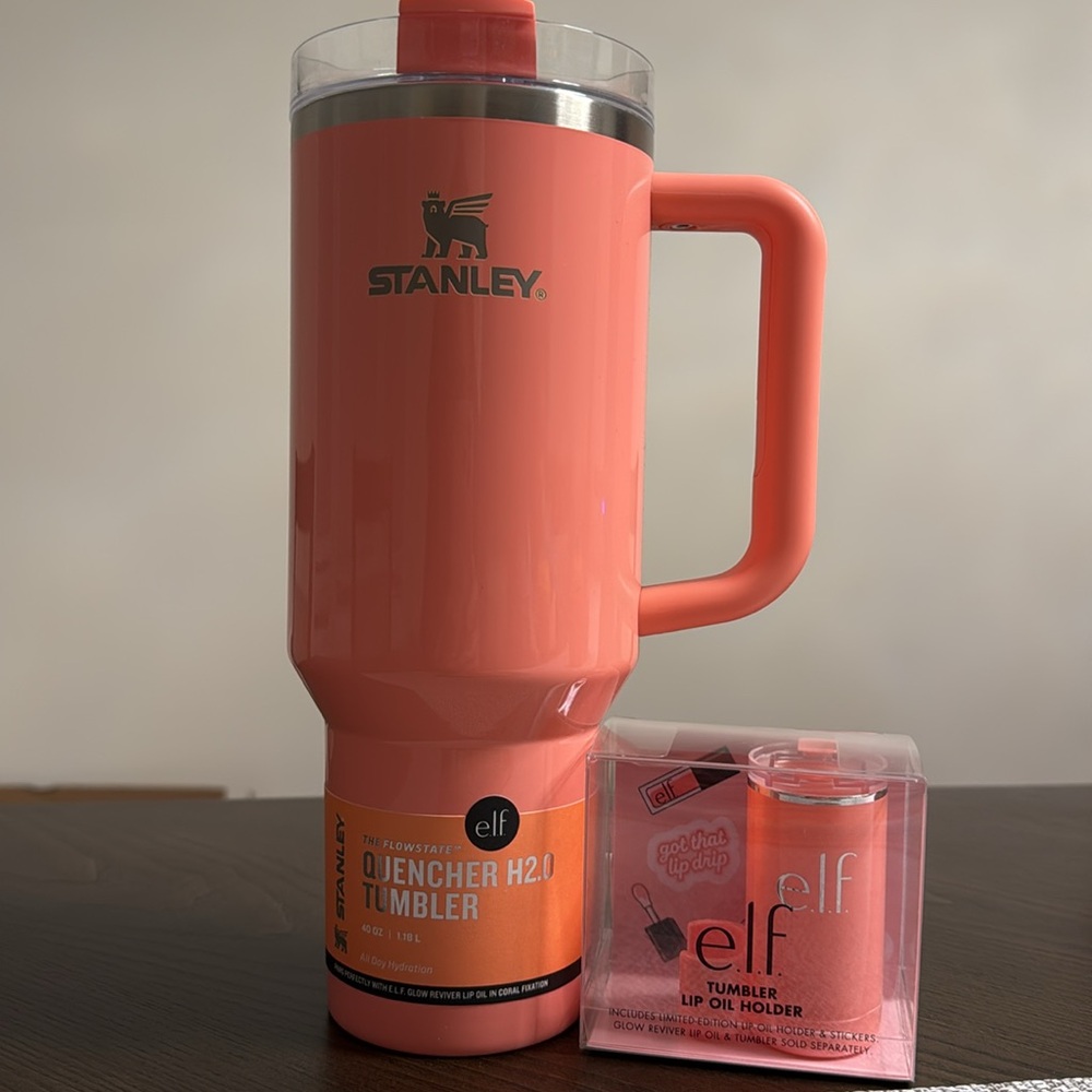 NEW Stanley x Elf e.l.f Collab CORAL FIXATION 40oz Tumbler and Lip oil Holder - Picture 7 of 9